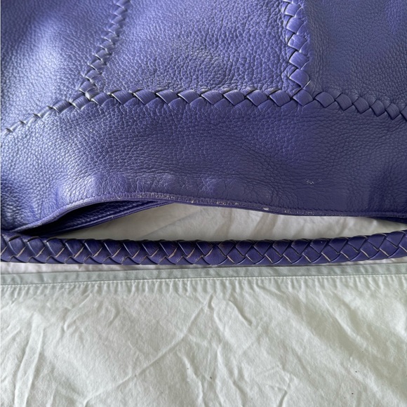 BOTTEGA VENETA Bottega Veneta intrecciato purple leather extra large bag. - Picture 6 of 11